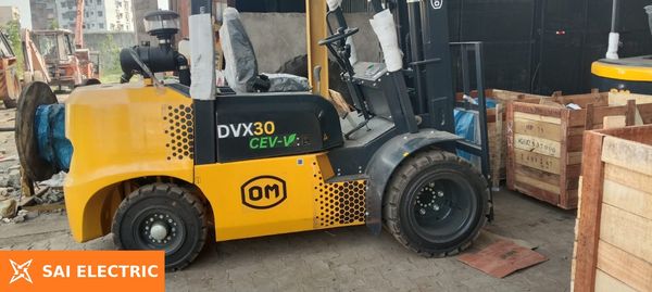 OM forklift on hire — Sai Electric, Ranchi Forklift on hire from Sai Electric, Ranchi — fleet photo 7